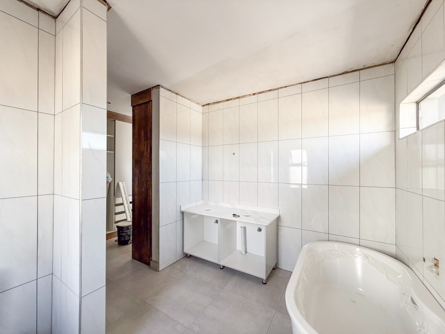 4 Bedroom Property for Sale in Xanadu Eco Park North West